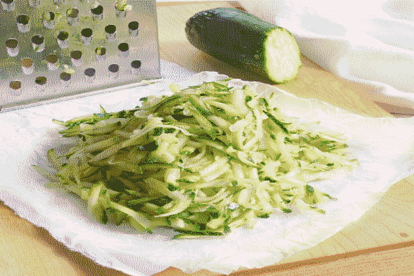 لاغری شکم و پهلو با کدو و ماست