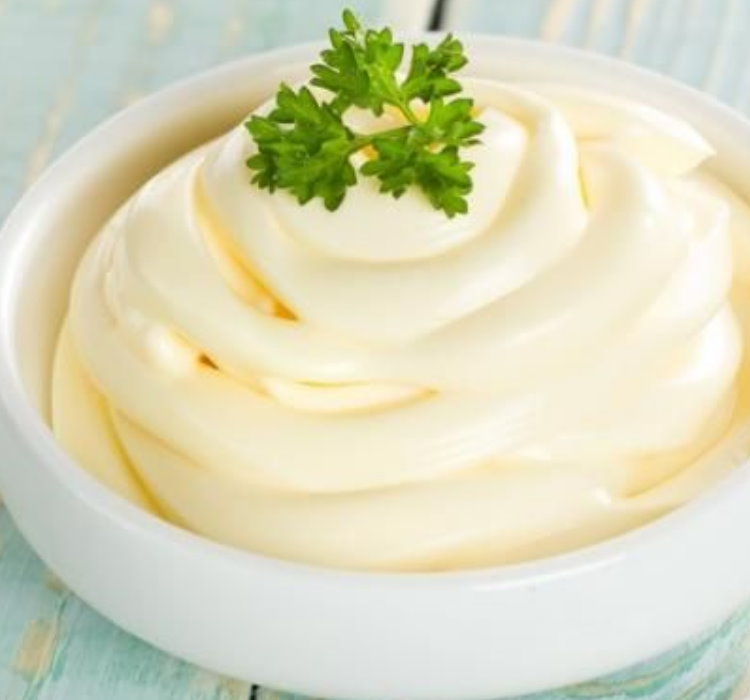 برای تهیه سس بشامل برای لازانیا به مواد زیر نیاز دارید: