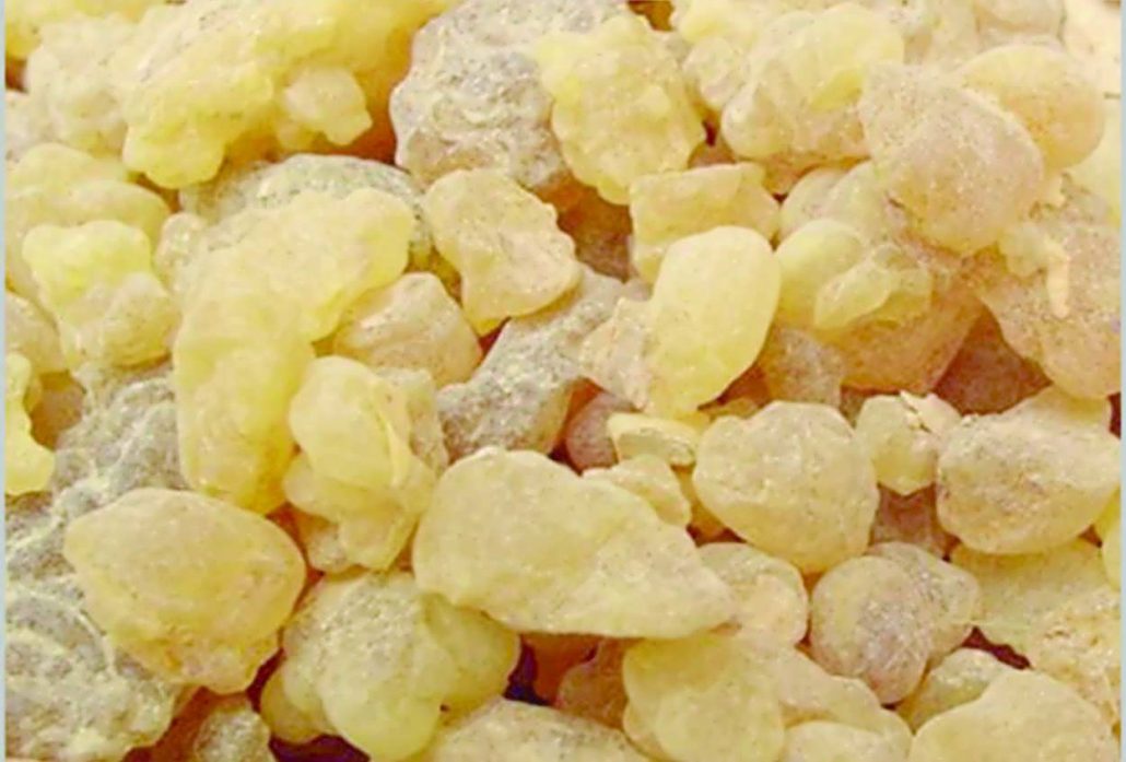 خواص کندر خوراکی برای سلامت بدن و جلوگیری از تولید آنزیم های خاص