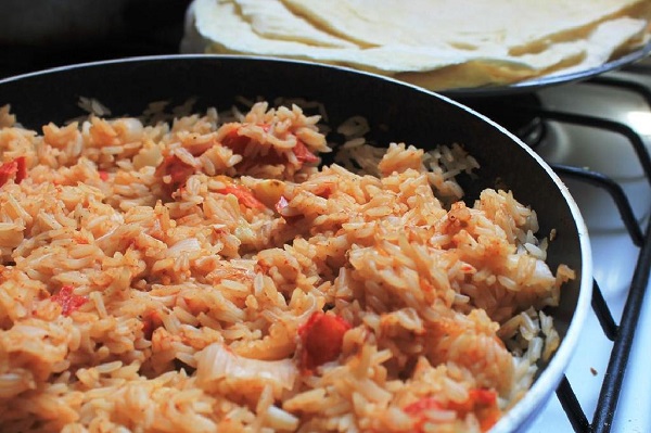 پلو مکزیکی، غذای تند و خوشمزه وگان