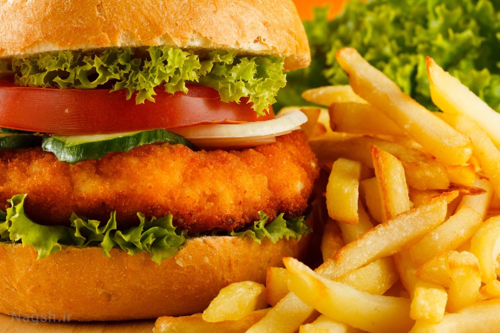 پیتزای سبزیجات یکی از انواع کم کالری ترین فست فود است 