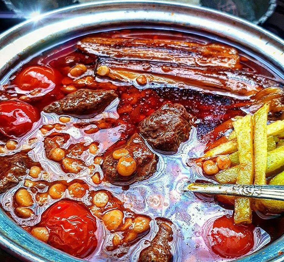 قیمه بادمجان با مرغ / خورشت بادمجان با مرغ و غوره 
