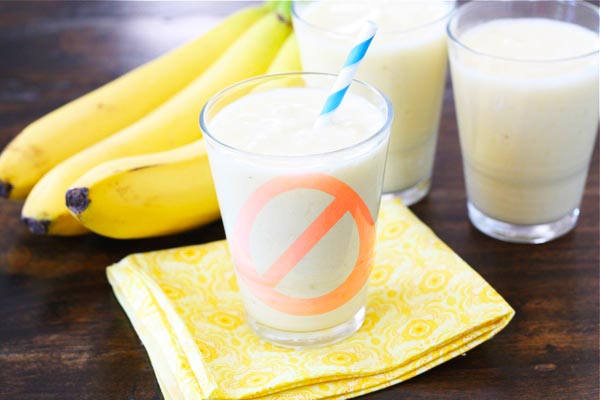 Consumption-of-milk-and-bananas-together-can-be-harmful.