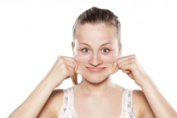 بهترین ویتامین برای چاقی صورت / مالیدن کپسول ویتامین ای برای چاقی صورت 