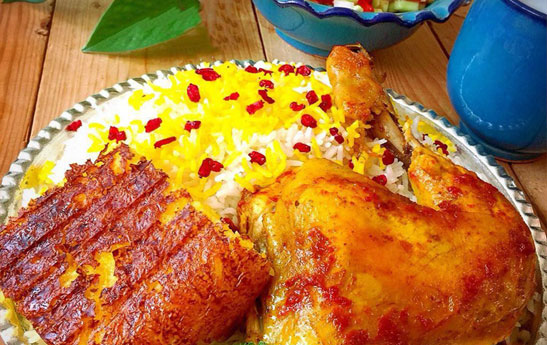 طرز تهیه مرغ زعفرانی آبدار برای مهمانی ها