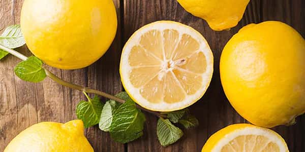 خواص کشیدن لیمو به صورت / خواص لیمو ترش برای لاغری
