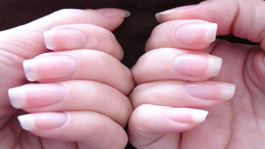 کندن پوست اطراف ناخن در کودکان/ رفع پوسته پوسته شدن ناخن/ کمبود کدام ویتامین باعث پوسته شدن اطراف ناخن میشود؟ 