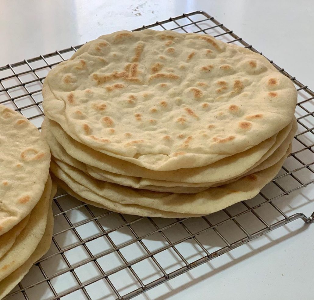 طرز تهیه نان ذرت در تابه