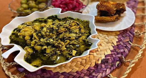طرز تهیه باقلا قاتق با مرغانه برای 4 نفر