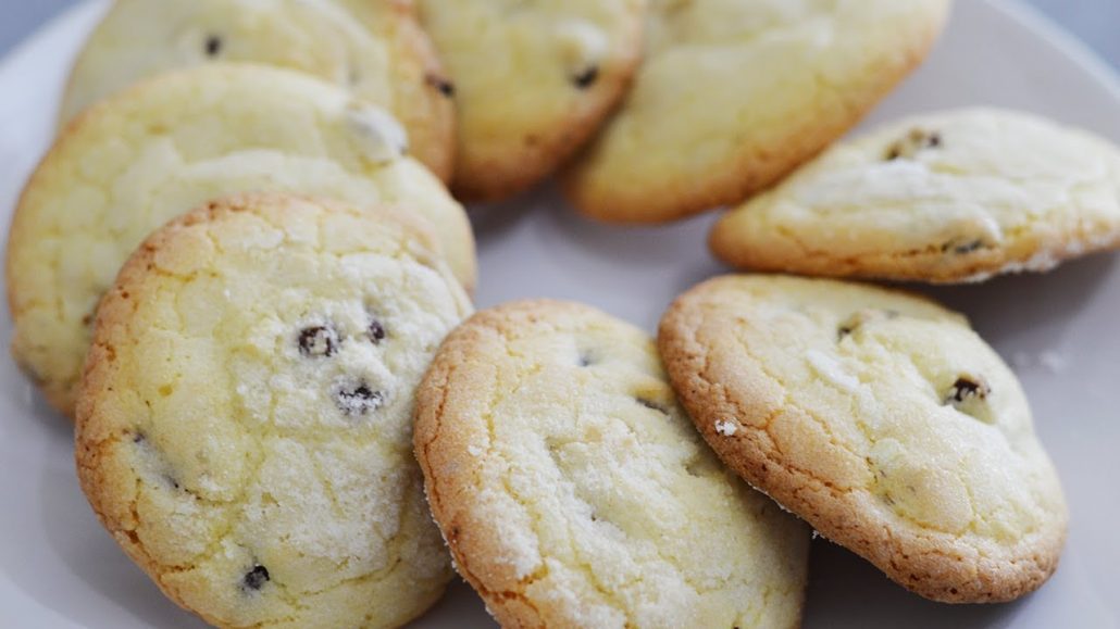 مواد لازم برای تهیه شیرینی کشمشی