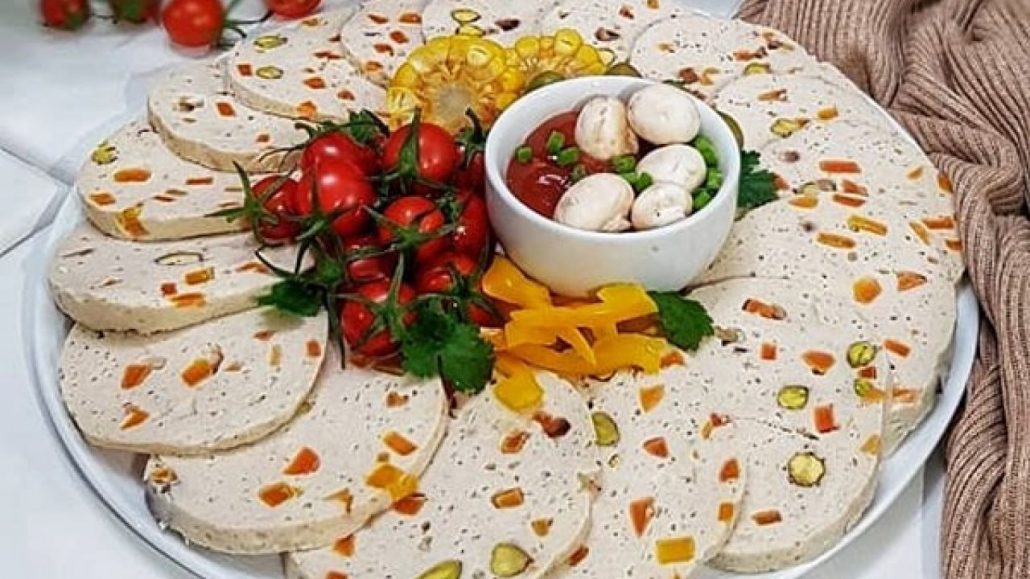 طرز تهیه کالباس مرغ در خانه 