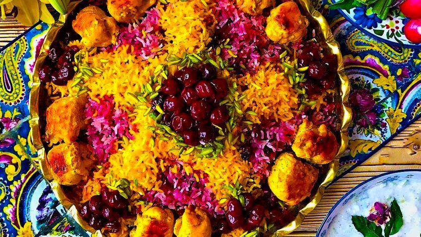 طرز تهیه آلبالو پلو مجلسی با مرغ
