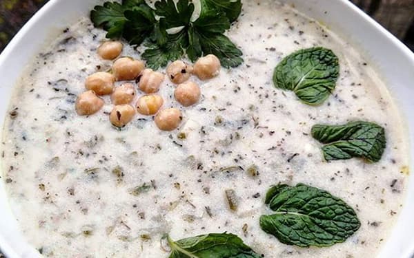 طرز تهیه آش دوغ با گوشت قلقلی