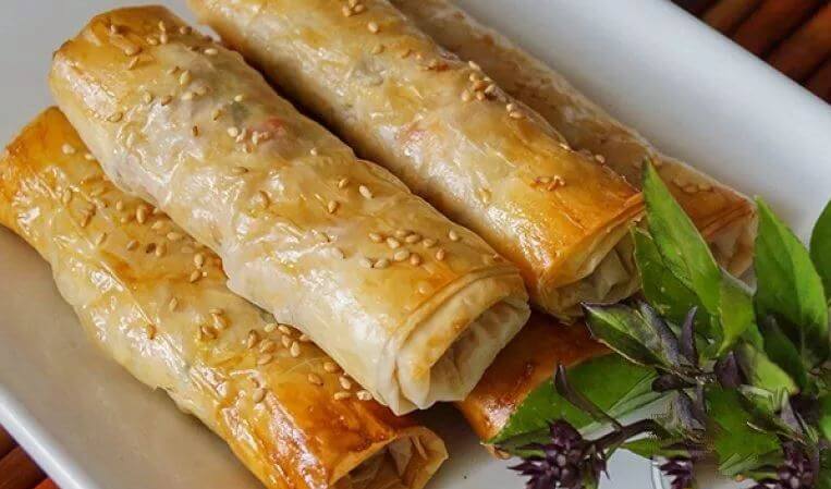 بورک اسفناج در ماکروفر