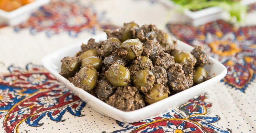 طرز تهیه زیتون پرورده بازاری