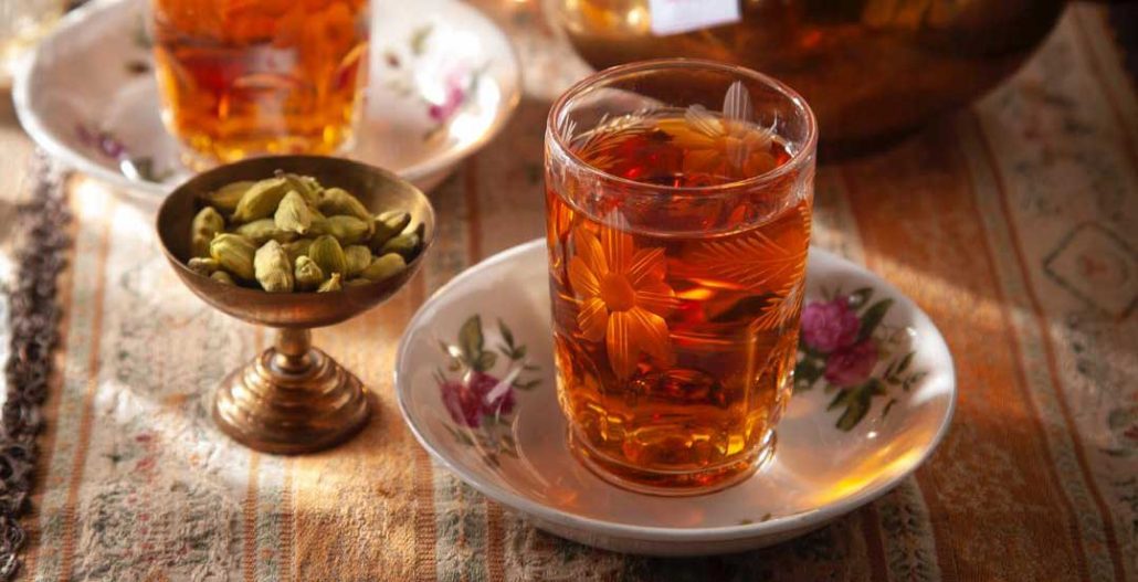 طرز تهیه دمنوش هل برای لاغری