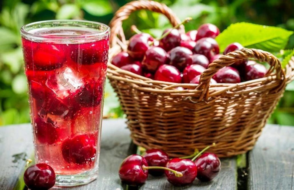 طرز تهیه مربا و شربت آلبالو