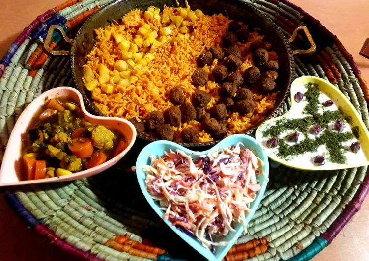 2 روش برای طرز تهیه دمپخت گوجه با سیب زمینی 