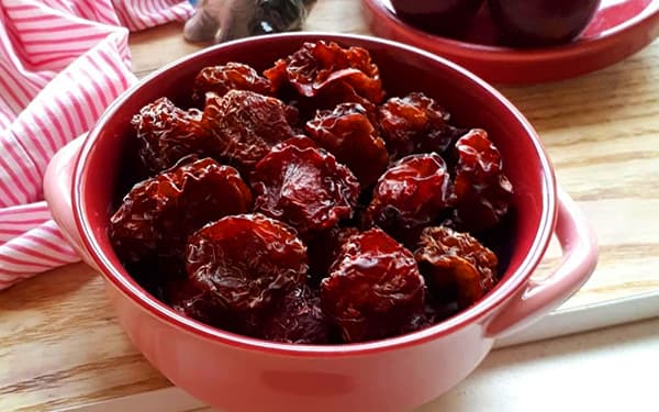 طرز تهیه آلوچه با آلبالو 