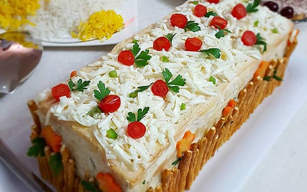 طرز تهیه کیک مرغ و گردو
