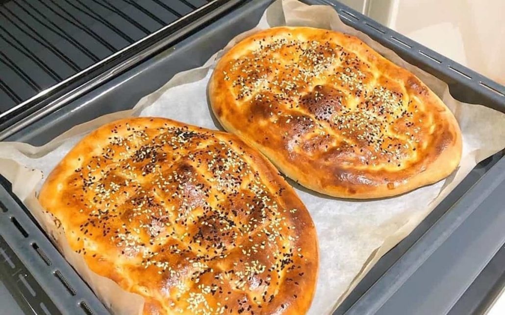 طرز تهیه نان فطیر شیرین