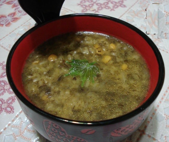 طرز تهیه آش برگ مو