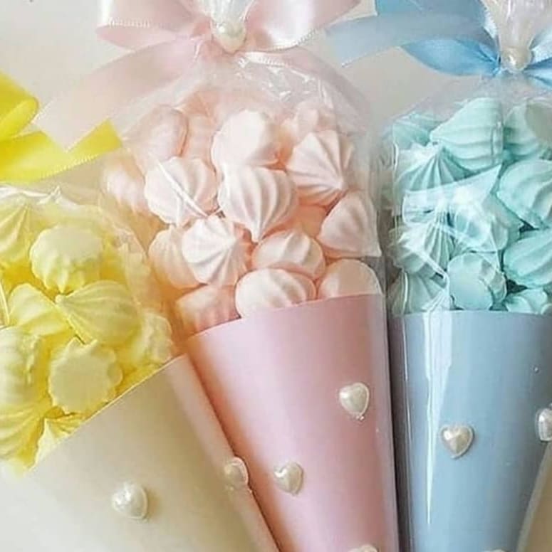 علت شل شدن شیرینی مرنگ