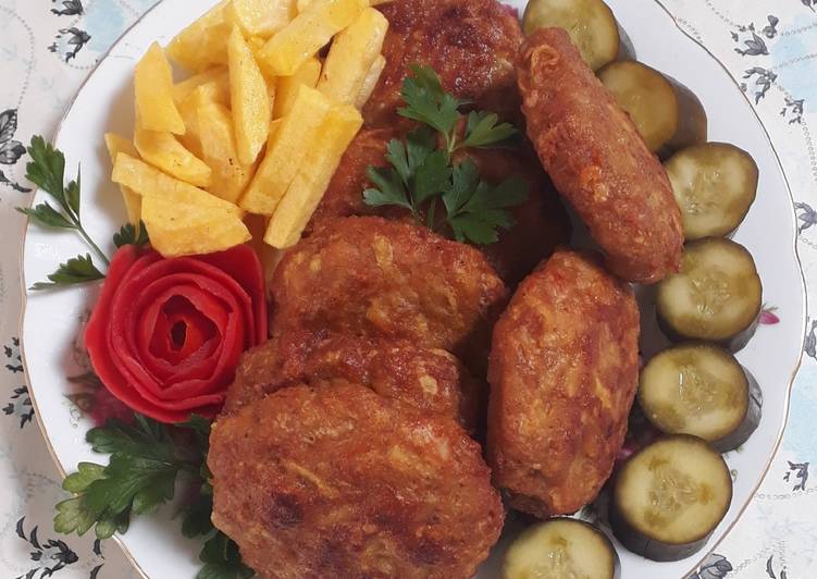 طرز تهیه کتلت مرغ با سیب زمینی