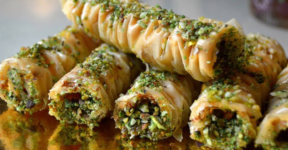 طرز تهیه خمیر باقلوا 