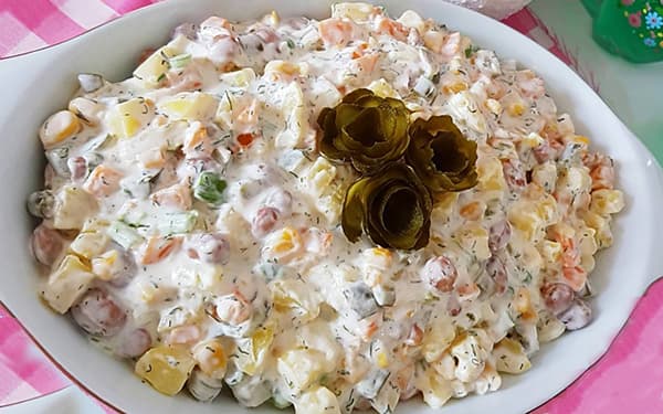 سالاد سیب زمینی با شوید و پیازچه رژیمی