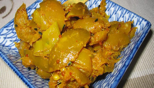 طرز تهیه ترشی انبه کال با پوست