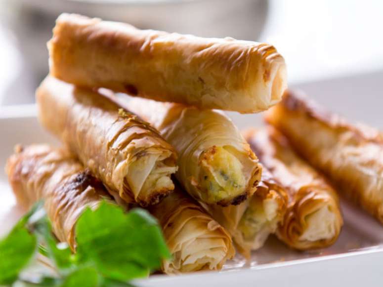 طرز تهیه خمیر بورک مرغ 