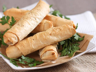 بورک مرغ و اسفناج 