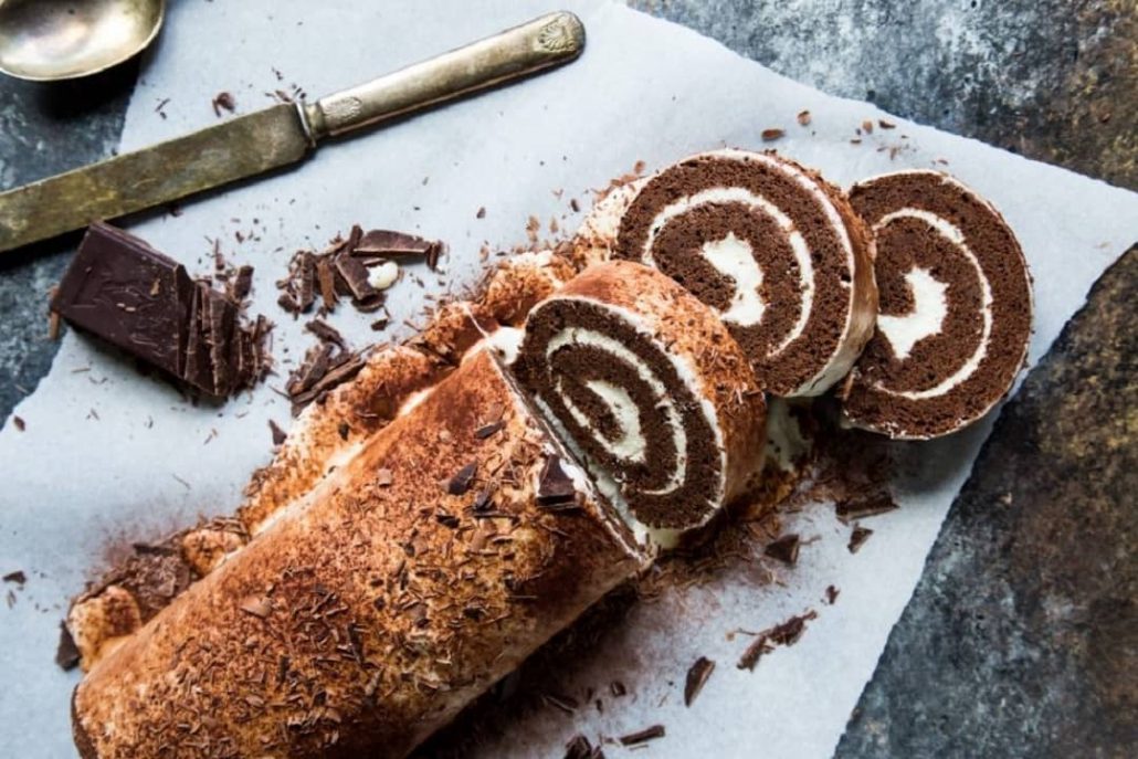  طرز تهیه شیرینی رولت بدون فر 