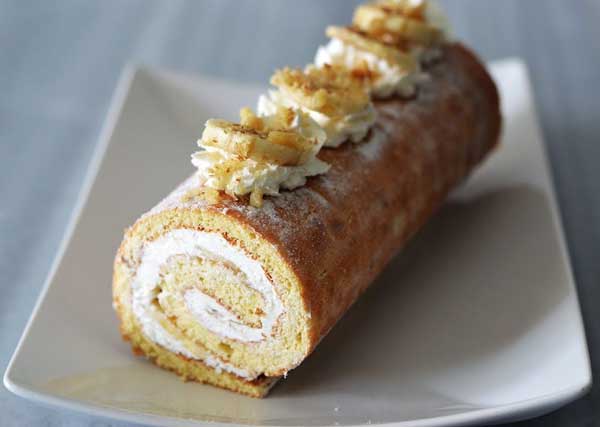 طرز تهیه رولت خامه ای به سبک قنادی