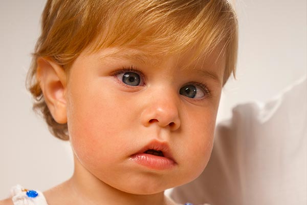 تجربه عمل انحراف چشم