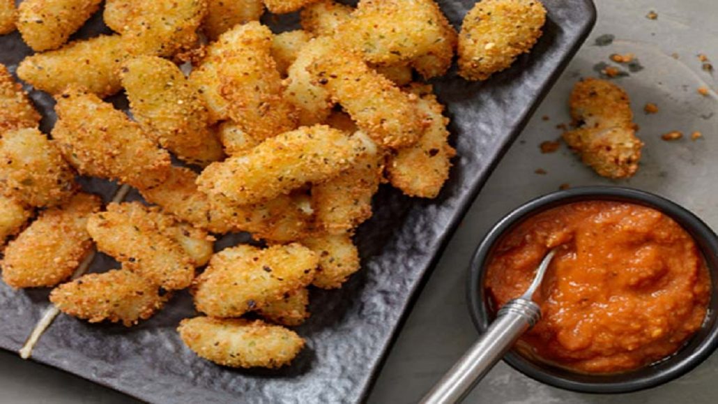 طرز تهیه سیب زمینی سوخاری با ارد سفید 