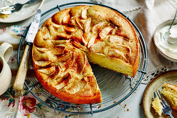 کیک سیب و دارچین فوری