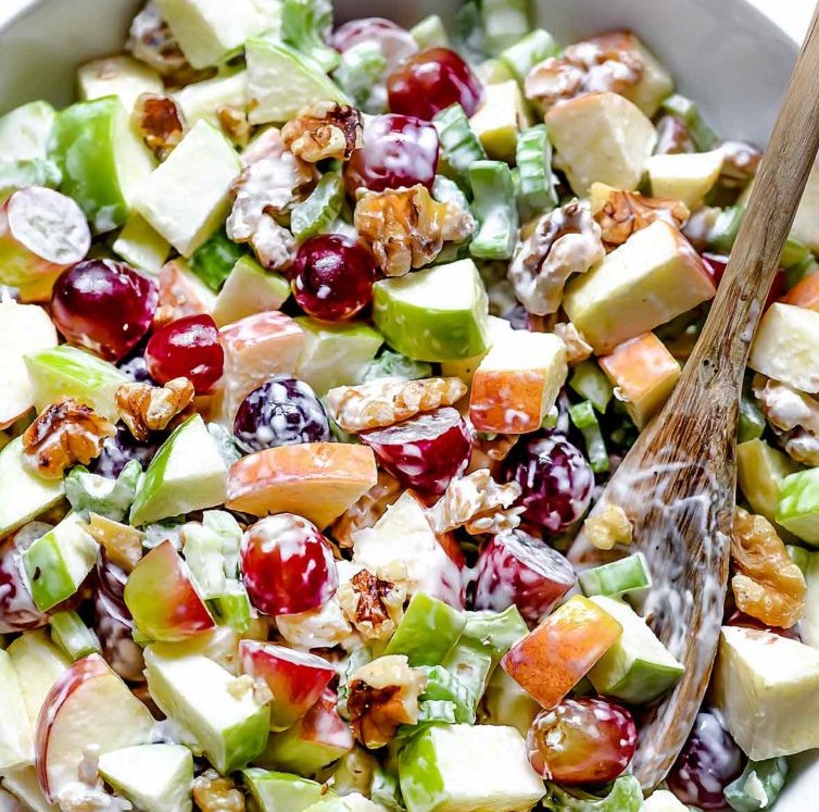 طرز تهیه سالاد والدورف