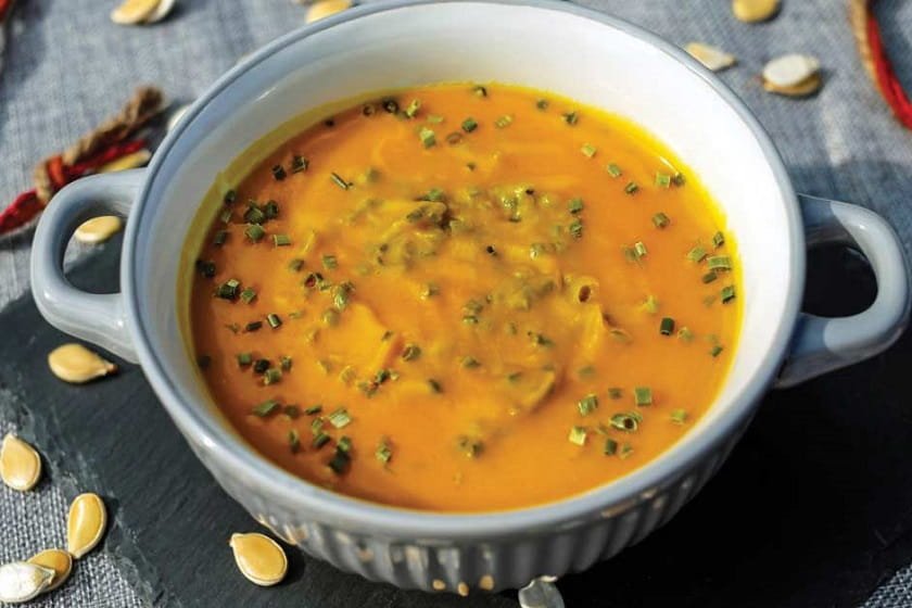 طرز تهیه سوپ نخود و گندم 