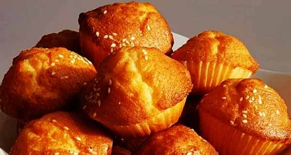 طرز تهیه کیک یزدی با پیمانه