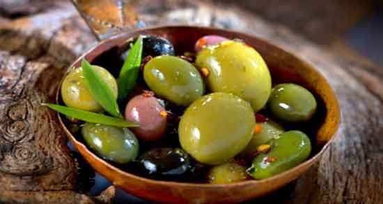 تلخی زیتون را چگونه باید گرفت