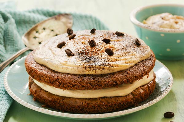 طرز تهیه کیک کاپوچینو با خامه